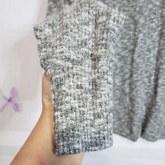 Harlowe & Graham Grey Mock Open Back Knit Sweater XS - Picture 3 of 9